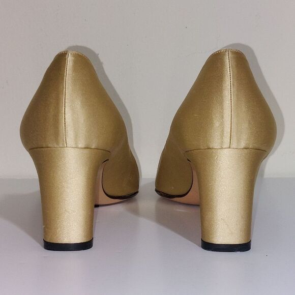 St. John Gold Satin Sequin Studded Toe Cap Heel Pumps Made in Italy Vintage SZ 8 - Picture 9 of 11